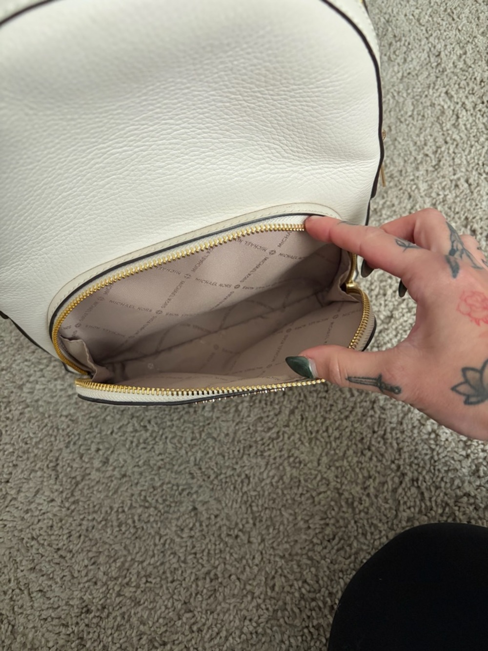 Michael Kors Cream Pebbled Leather Backpack with Gold Hardware - Picture 5 of 9